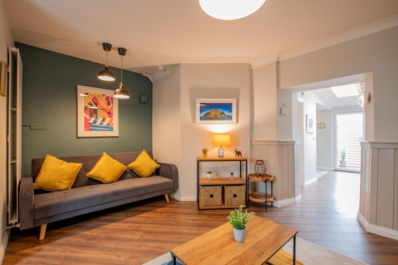 Cosy Retreat In The City Centre Vila Galway Exterior foto